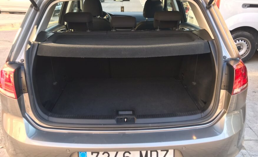 VOLKSWAGEN – GOLF 7