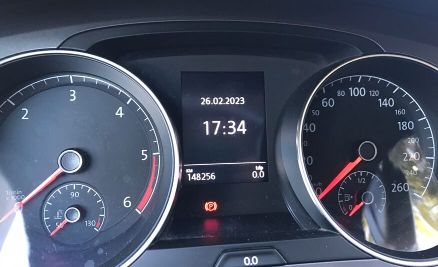 VOLKSWAGEN – GOLF 7