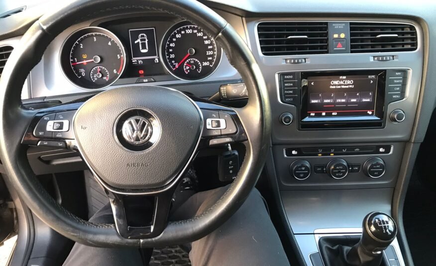 VOLKSWAGEN – GOLF 7
