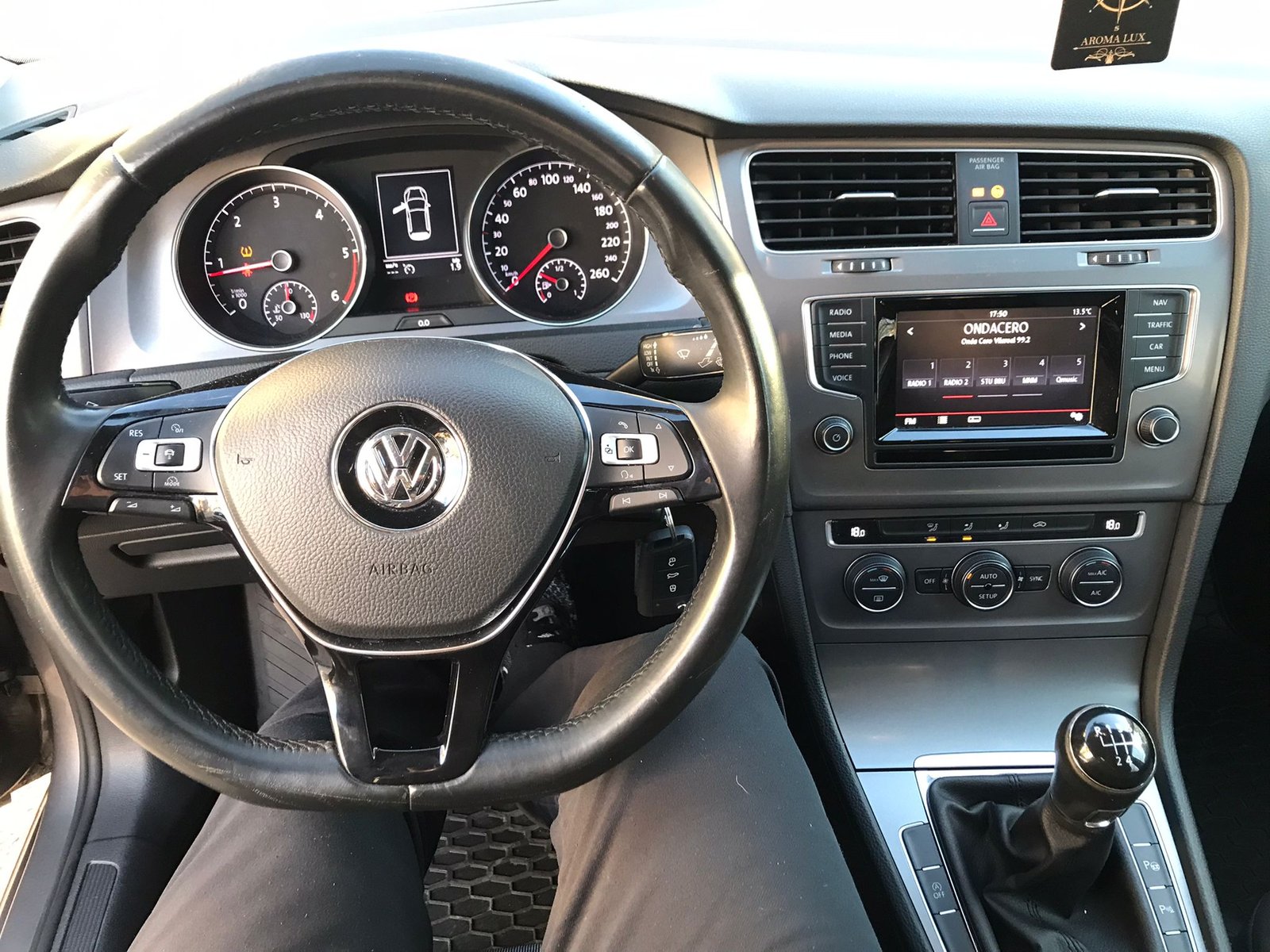 VOLKSWAGEN – GOLF 7