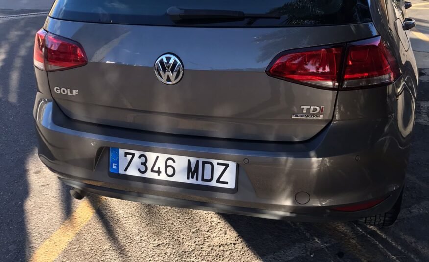 VOLKSWAGEN – GOLF 7