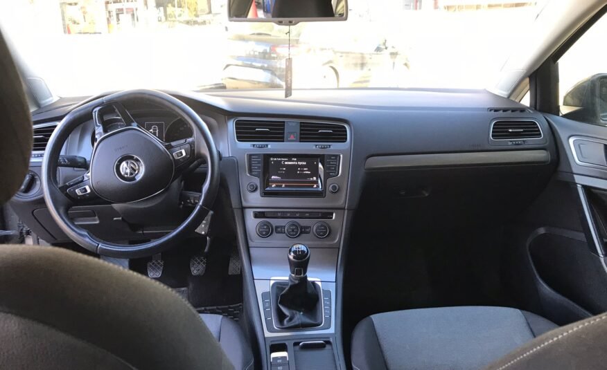 VOLKSWAGEN – GOLF 7